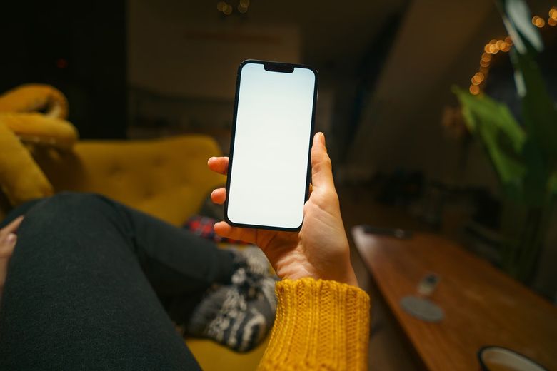 Диммирование и цветовая температура: как настроить сценарии через смартфон