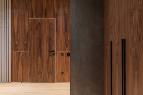 Что такое скрытая дверь и чем она отличается от «двери-невидимки»?
